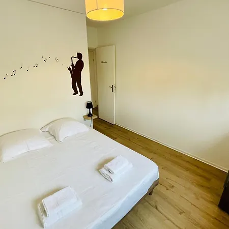 Palmer Furnished Flat Apartamento Cenon