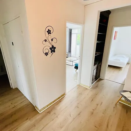 Palmer Furnished Flat Cenon