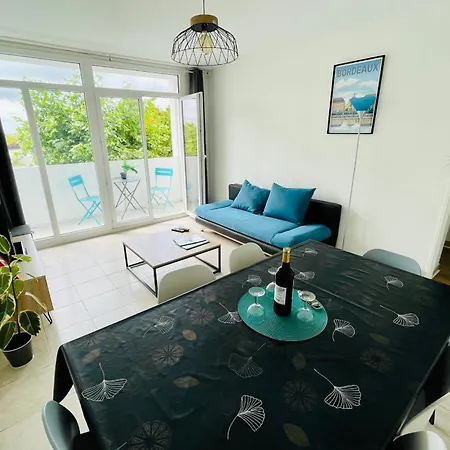 Palmer Furnished Flat Apartamento