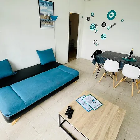 Palmer Furnished Flat * Cenon