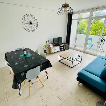 Palmer Furnished Flat *